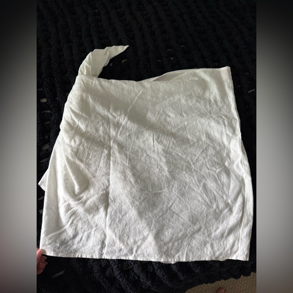 Show Me Your MuMu White Linen Sarong - Picture 4 of 4